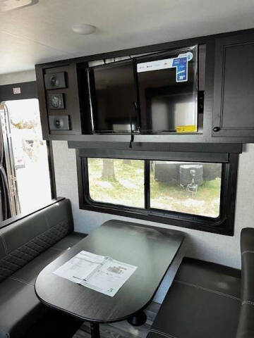 2024 Starcraft RV Super Lite