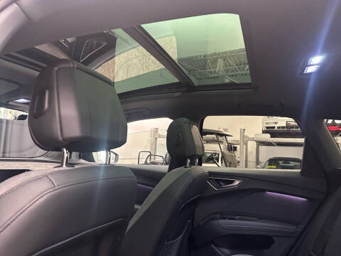 2023 Audi Q4 e-tron quattro Prestige 50