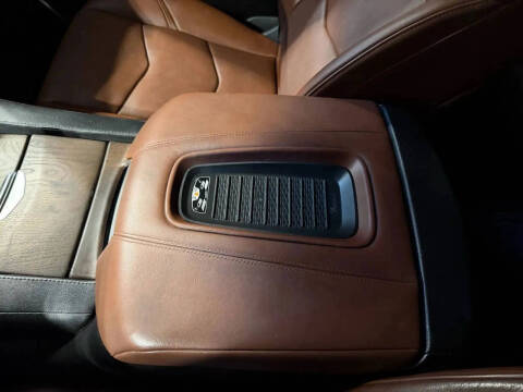 2018 Cadillac Escalade Premium Luxury