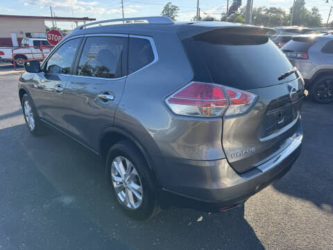 2016 Nissan Rogue SV