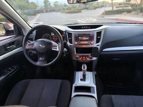 2014 Subaru Outback 2.5i