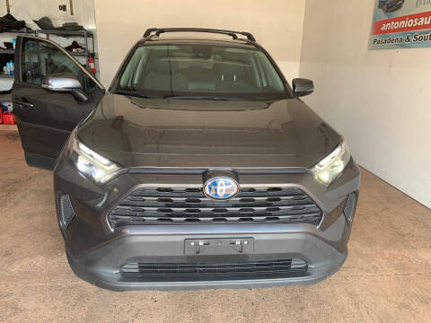 2022 Toyota RAV4 Hybrid XLE