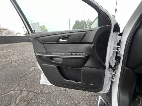 2016 Chevrolet Traverse LT