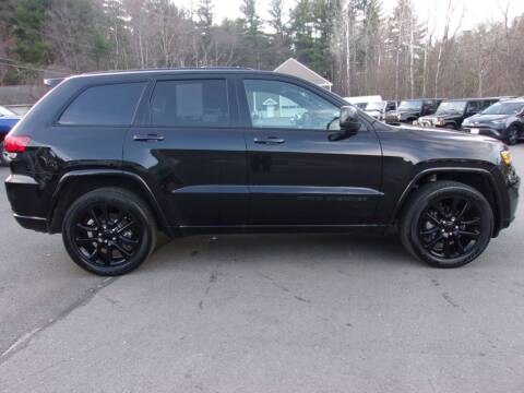 2020 Jeep Grand Cherokee for sale at Mark's Discount Truck & Auto in Londonderry NH