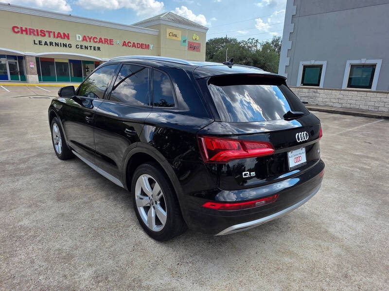 2018 Audi Q5 2.0T quattro Premium