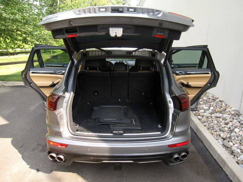2018 Porsche Cayenne S