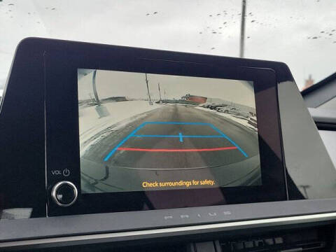 2025 Toyota Prius LE