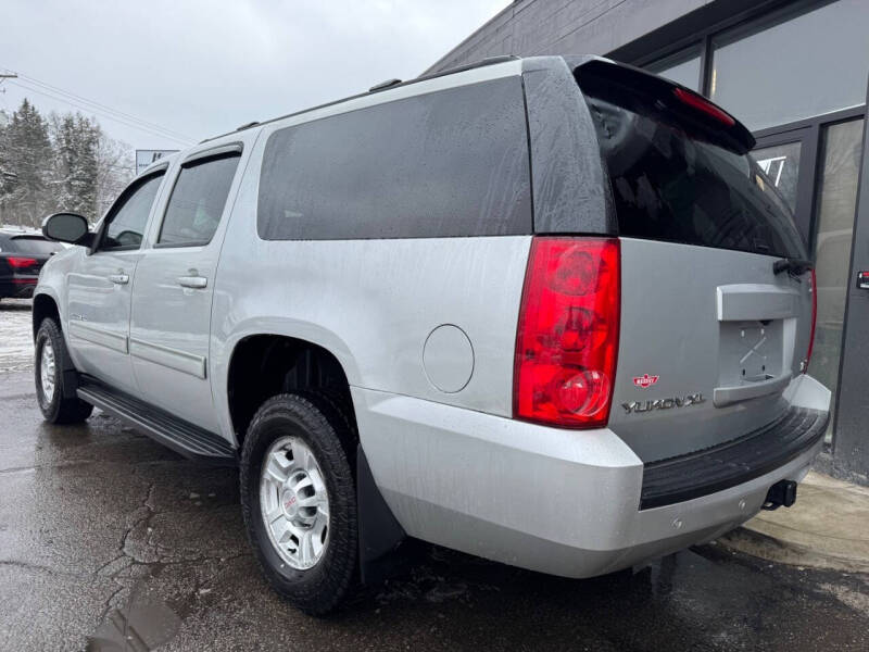 2011 GMC Yukon XL SLT 2500