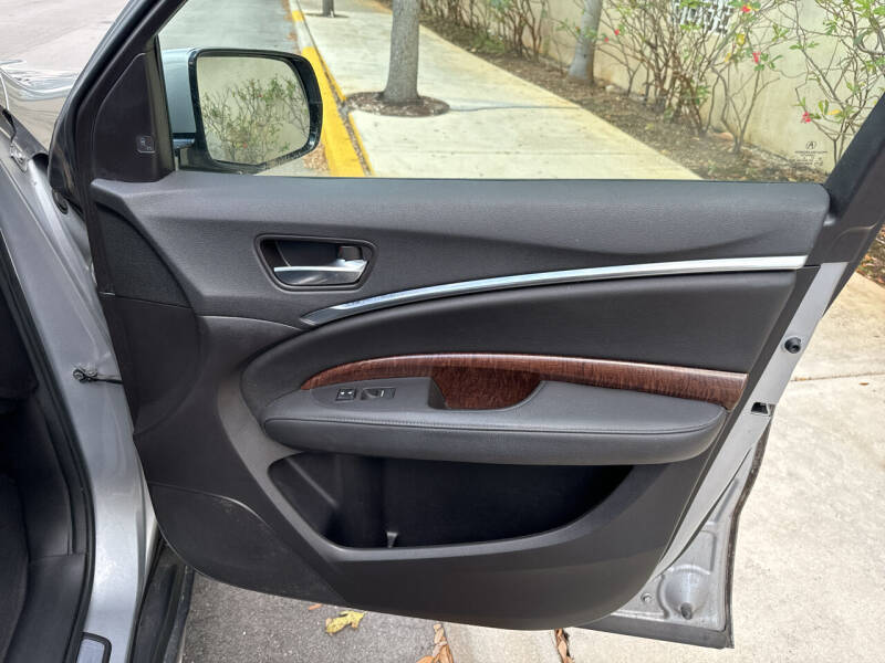 2017 Acura MDX w/Tech