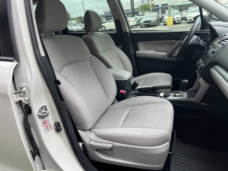 2015 Subaru Forester 2.5i