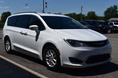 2020 Chrysler Pacifica Touring L