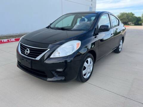 2013 Nissan Versa for sale at Big Time Motors in Arlington TX
