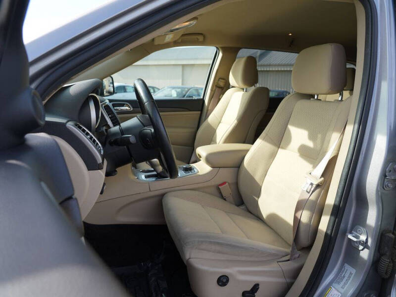 2018 Jeep Grand Cherokee Laredo E