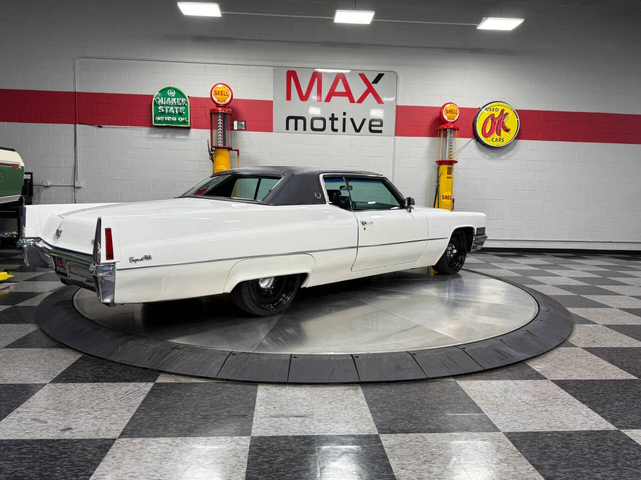 1970 Cadillac DeVille 17