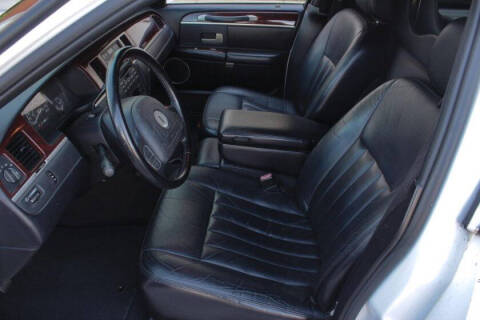 2004 Lincoln Town Car