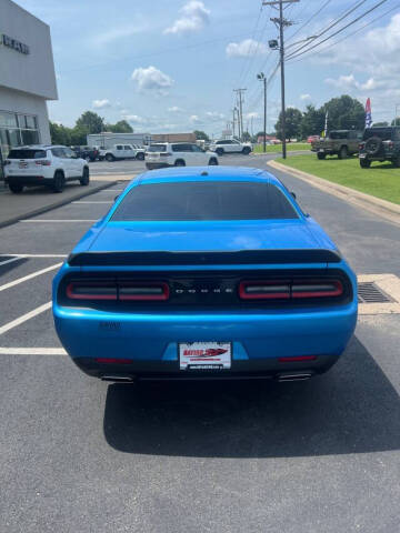 2023 Dodge Challenger SXT
