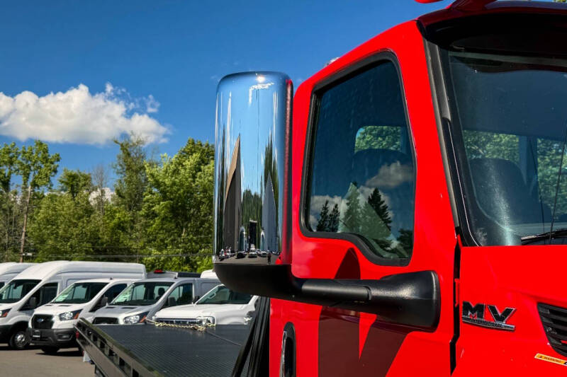 2025 International MV607