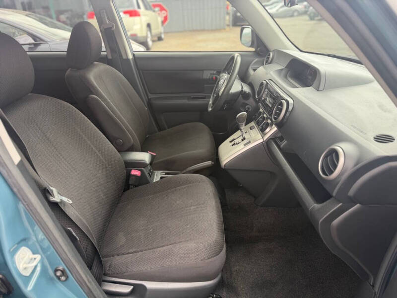 2008 Scion xB