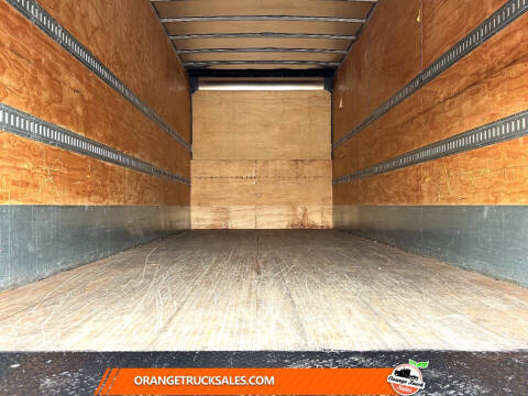2022 Freightliner M2 106