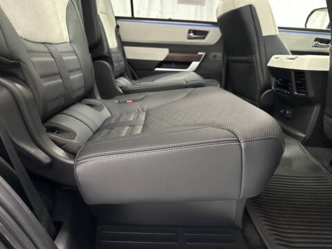 2024 Toyota Sequoia Capstone