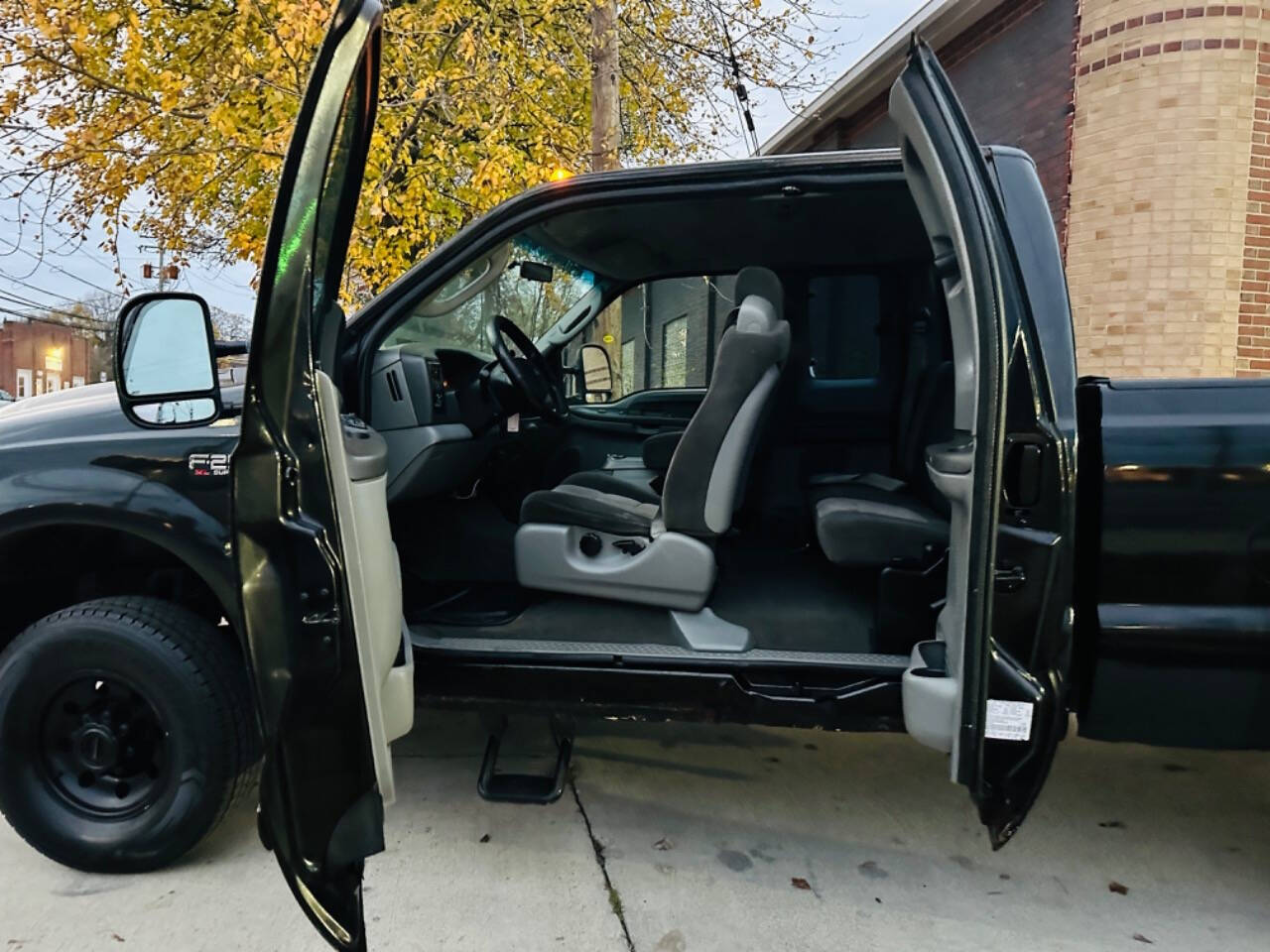 2003 Ford F-250 Super Duty for sale at American Dream Motors in Winchester, VA