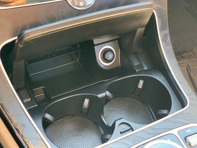 2017 Mercedes-Benz C-Class