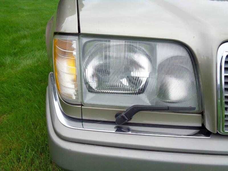 1995 Mercedes-Benz E-Class E 320