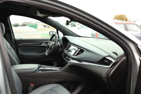 2024 Buick Enclave Essence