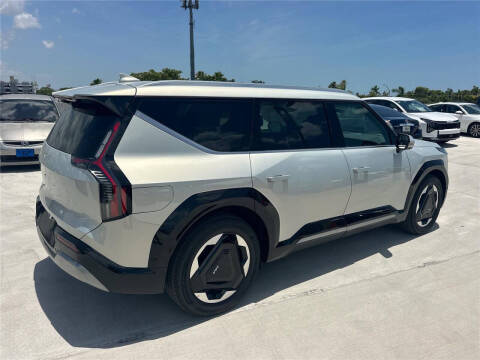 2026 Kia EV9 Land
