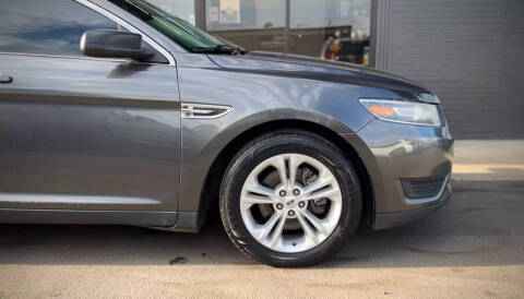 2015 Ford Taurus