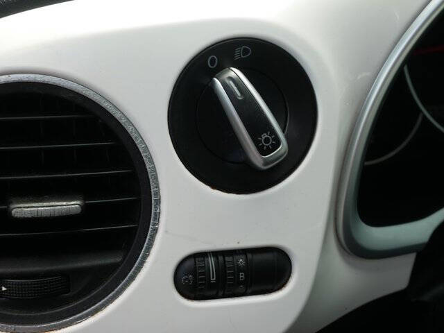 2013 Volkswagen Beetle