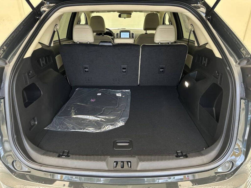 2024 Ford Edge SE