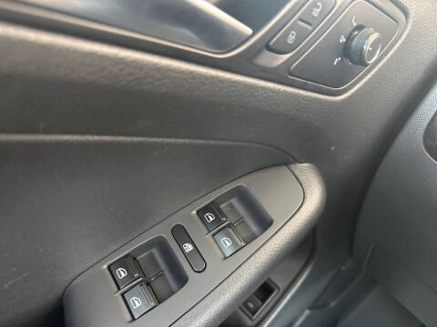 2016 Volkswagen Jetta