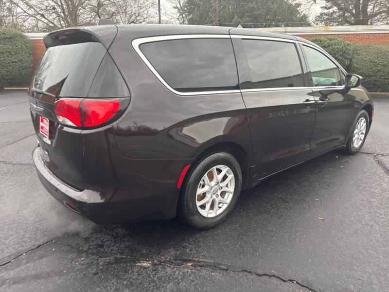 2017 Chrysler Pacifica Touring