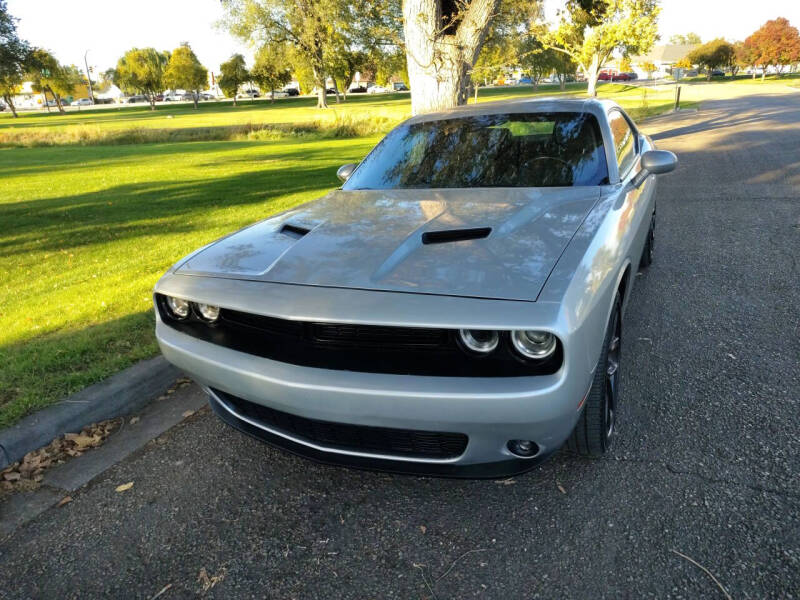 2020 Dodge Challenger SXT