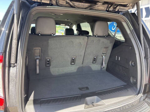 2024 GMC Yukon SLT