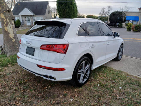 2018 Audi SQ5 3.0T quattro Premium Plus