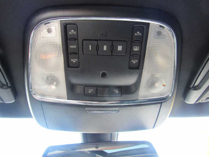 2017 Chrysler 300
