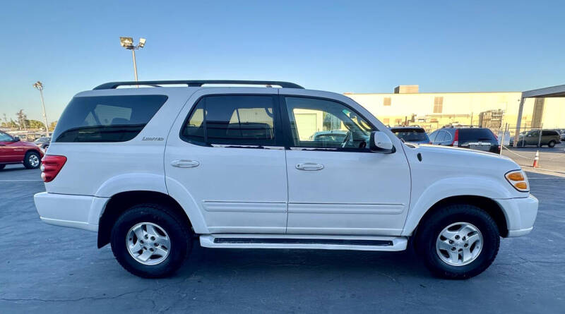 2001 Toyota Sequoia Limited
