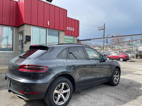 2018 Porsche Macan for sale at Alpha Motors in Chicago IL