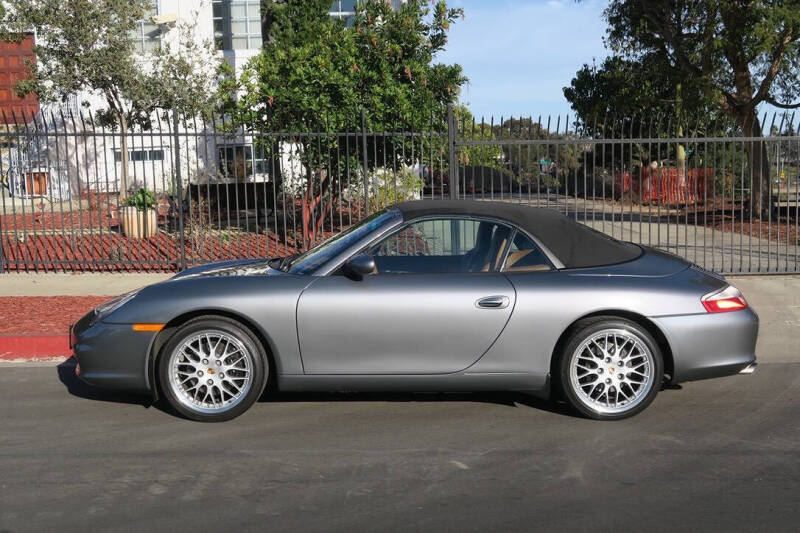 2002 Porsche 911 Carrera