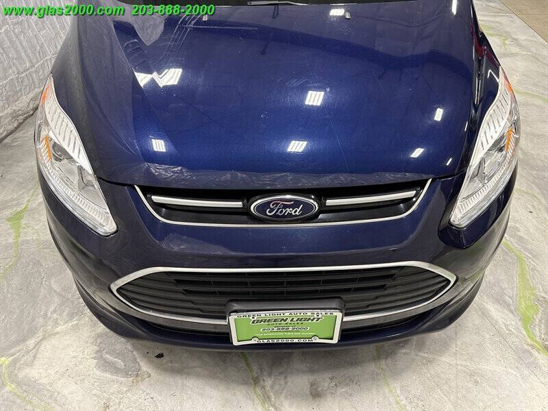 2017 Ford C-MAX Hybrid SE