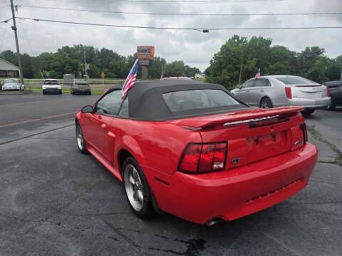 2003 Ford Mustang