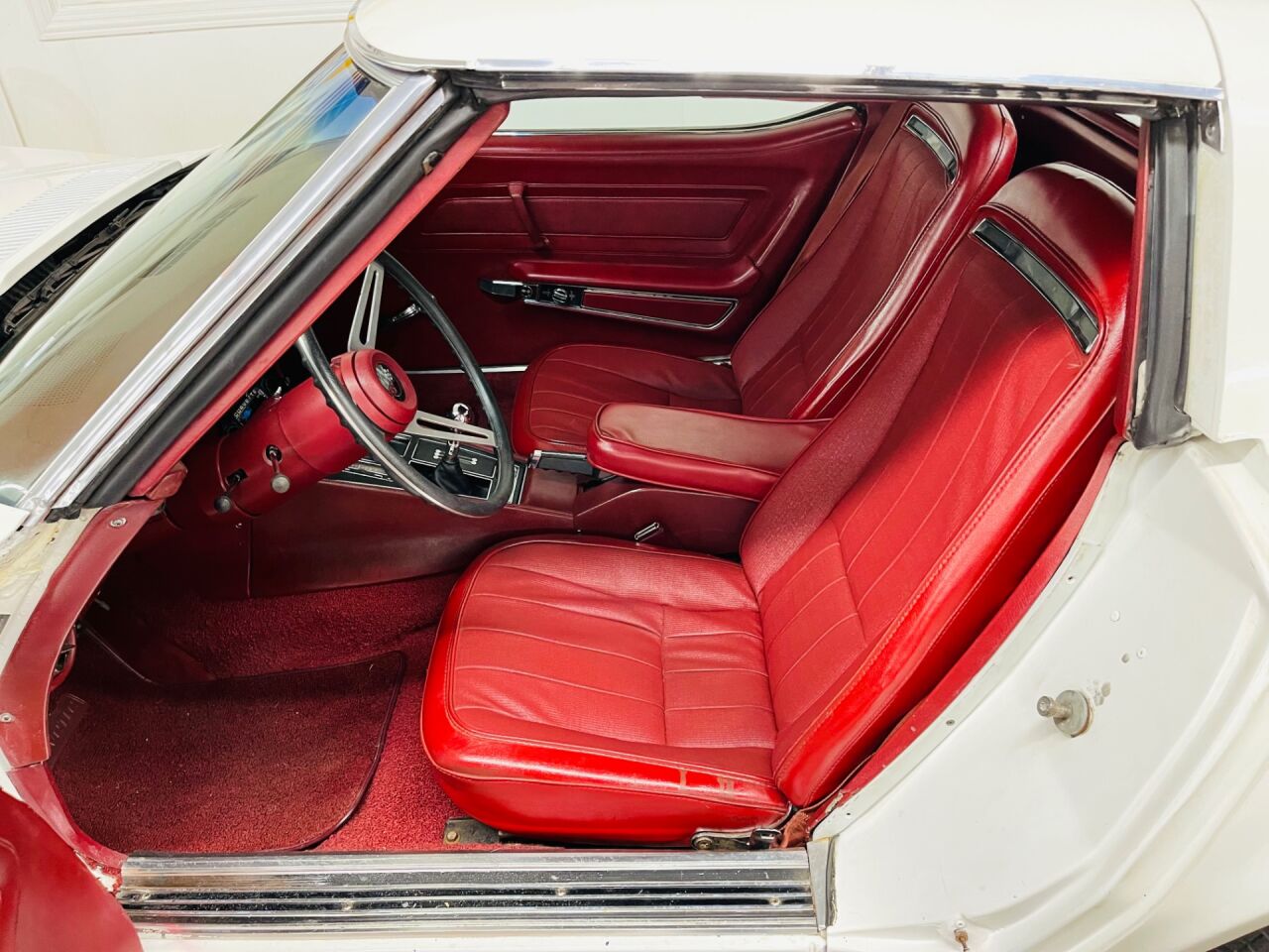 1974 Chevrolet Corvette 28