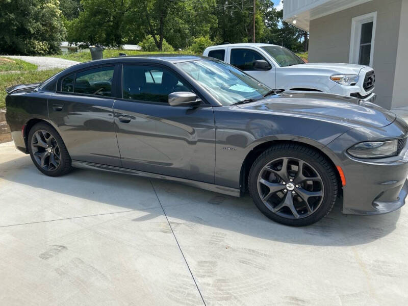 2019 Dodge Charger R/T's photo