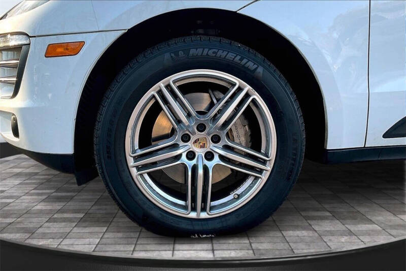 2017 Porsche Macan S