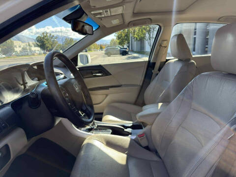 2013 Honda Accord EX-L V6 w/Navi