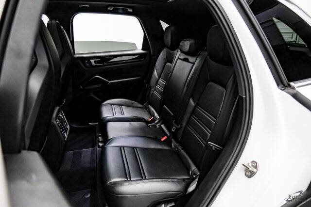 2023 Porsche Cayenne