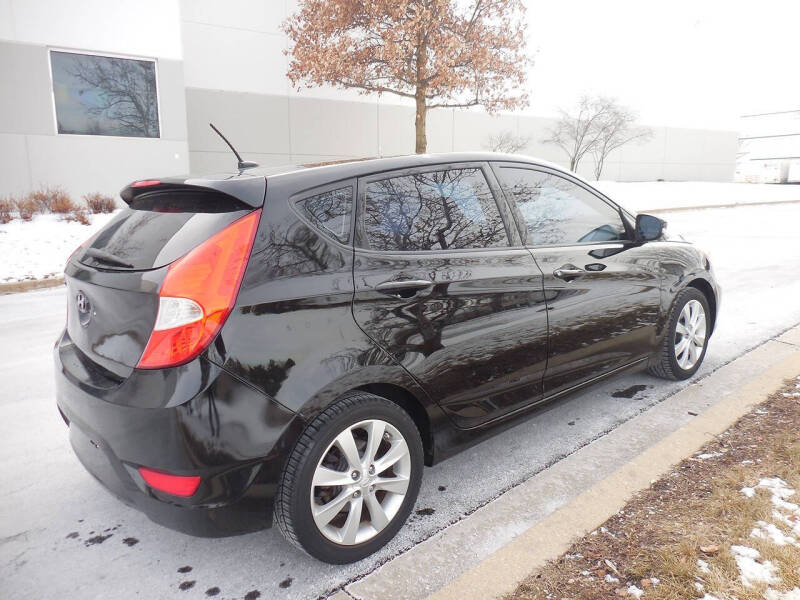 2013 Hyundai Accent SE