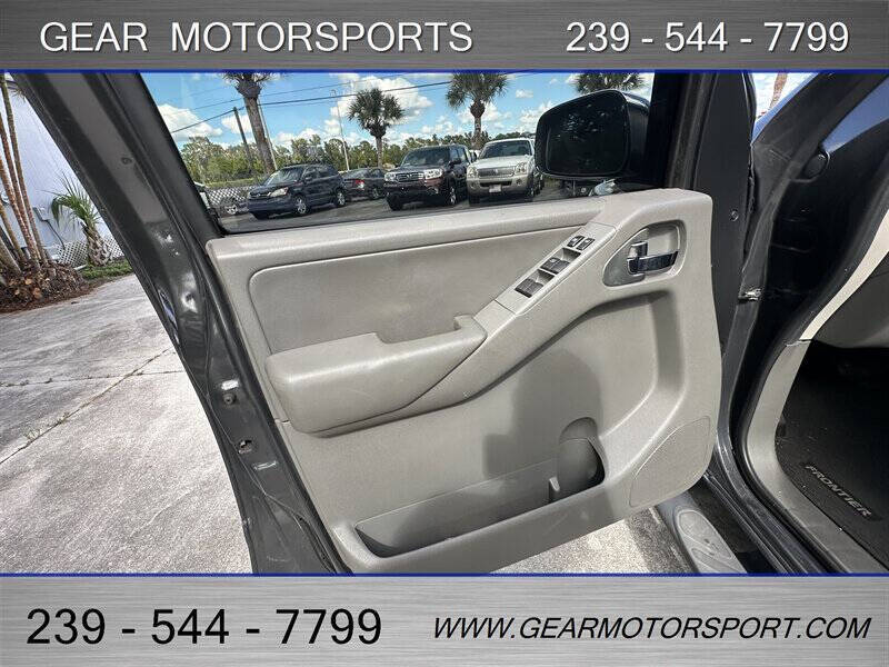 2012 Nissan Frontier SL